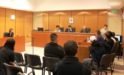 Primera audiencia ante Tribunal Colegiado de Roca finalizó con dos condenas de prisión efectiva