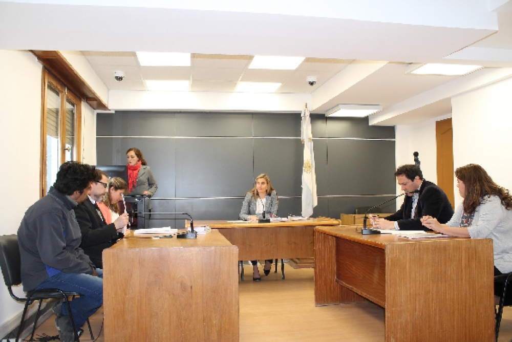 Bariloche: Jueza de Garantías tuvo por formulado cargos por Violación de Domicilio y Amenazas Calificadas